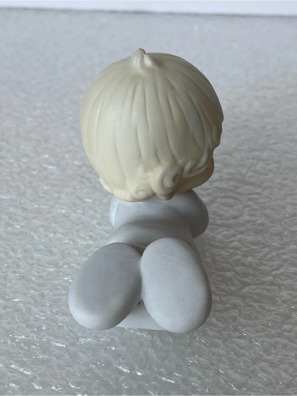 Vintage 1983 Precious Moments E-2852/F Baby Figurine 